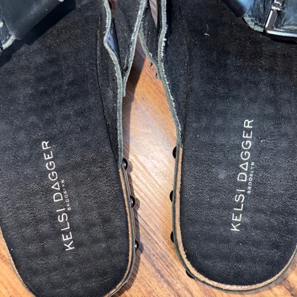 Kelsi Dagger Black Leather Loafers with Slip-On Design - Picture 8 of 9